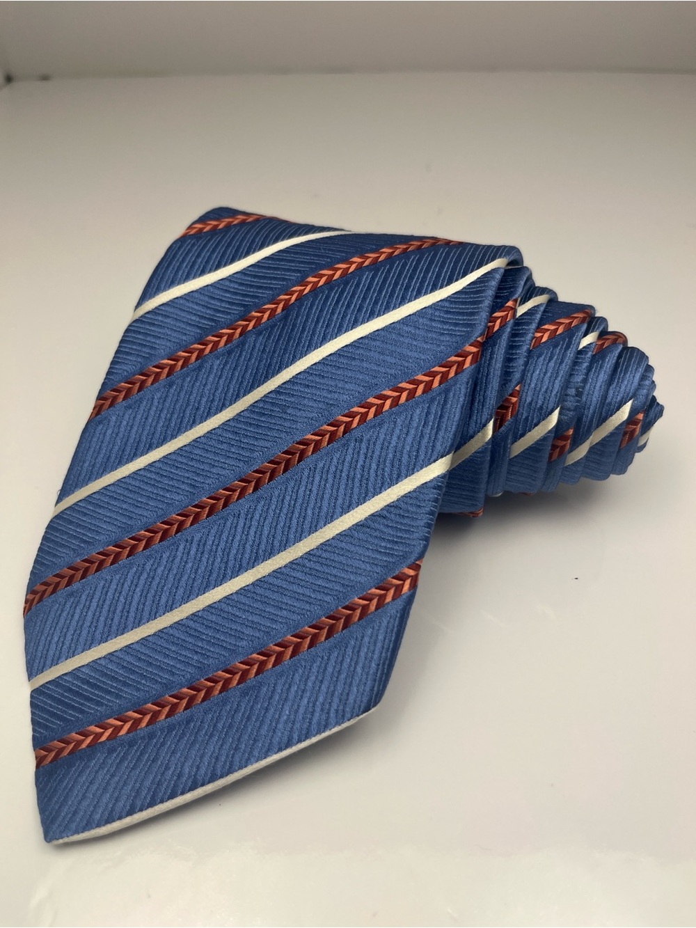 Ermenegildo Zegna Blue Tie with Cream and Rust Stripe Detail